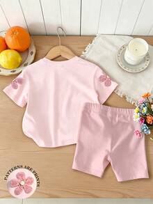 SHEIN 2pcs/Set Casual Fashionable Versatile Spring/Summer Young Girls T-Shirt Set. Featuring A Sweet Pink Floral Pattern Top With A Relaxed Round Neck Short Sleeve Design, Paired With Bike Shorts. A Comfortable And Stylish Spring/Summer Outfit Set For Young Girls. - Multicolor - View 4