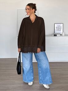 SHEIN Essnce Blusa de manga larga con botones simples y patchwork de encaje versátil para otoño, talla grande - Marrón - Ver 4
