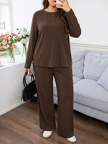 Easowa Curve Plus Size Solid Color Top And Pants 2 Pieces Set - Mocha Brown - View 3