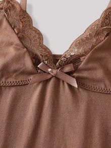 Hourtrue 3pcs Gaun Tidur Camisole Tanpa Lengan dengan Belahan Samping, Motif Renda dan Pita Warna Polos - MultiWarna - View 8