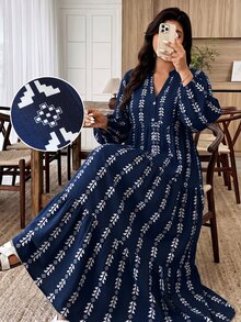 Weeklong Plus Size Olive Green Print V-Neck Button Tiered Maxi Dress, Boho Style For Vacation & Daily Wear Fall - Multicolor - View 3
