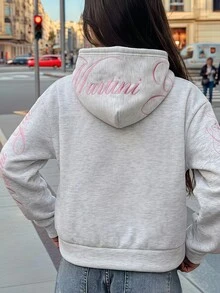 SHEIN 青少年女孩寬鬆休閒極簡舒適日常街頭風粉色字母刺繡連帽寬鬆版貼口袋前開襟拉鍊短版長袖運動外套灰色返校穿搭 - 淺灰色 - 查看 4