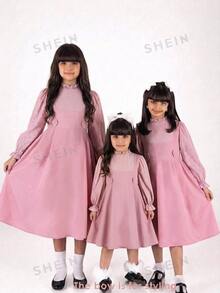 SHEIN Tween女孩返校穿搭，修身粉色與白色拼接長袖洋裝，3D蝴蝶結裝飾，翻領開襟，復古學院風，精緻粉色與白色格紋大3D蝴蝶結襯衫洋裝，休閒校園風 - 粉色 - 查看 2