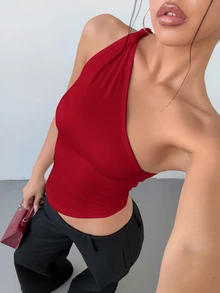 Siren Gaze 情人节扭结单肩上衣 优雅修身女款 - 紅色 - 查看 4