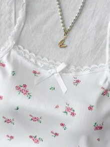 SHEIN 少女简约花卉图案缎带蝴蝶结饰边吊带背心和短裤舒适休闲修身睡衣套装，粉色 - 白色 - 查看 4