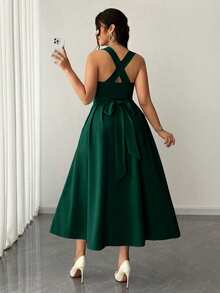 Elenzga Women's Plus Size Elegant Solid Color High Elastic Fabric Spaghetti Strap Wrap Tie Design Back Ruched Bow Cinched Waist Pleated Waist Super Flared Hem Versatile Design Party Gathering Music Festival Casual Versatile Design Fashion Item Vacation Night Date Valentine's Day Spaghetti Strap Midi Dress - Green - View 2