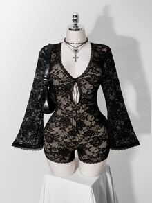 SHEIN ICON 女款大尺碼哥德風深V領鏤空蕾絲飾邊喇叭袖膚色內襯緊身連身褲，黑色，適合萬聖節、雞尾酒會、音樂會，秋季穿搭 - 黑色 - 查看 4