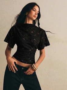 Poéselle 女款蕾絲休閒性感百搭日常穿著T恤 夜出黑色花卉夏季款 - 黑色 - 查看 3