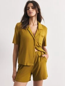 Ocili 女款純色短袖單排扣上衣與短褲家居服套裝 - 芥末黃 - 查看 5