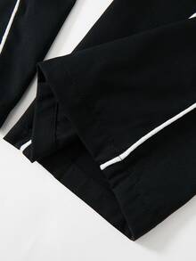SHEIN 青少年男孩休閒拼接彈性腰寬鬆直筒長褲，街頭風沙灘開學穿搭 - 黑色 - 查看 4