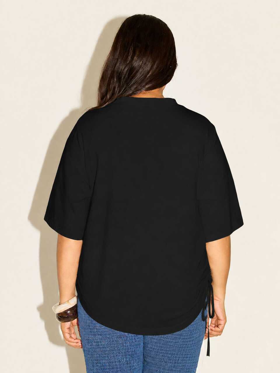 T-shirt décontracté grande taille 100% coton pour femme, couleur unie, col rond, manches courtes, cordon de serrage latéral, nouvelle saison automne-hiver, à la mode Y2K, essentiel de garde-robe, tenue quotidienne, capsule minimaliste, été, vacances, voyage, aéroport, Ibiza, gym, top basique noir
