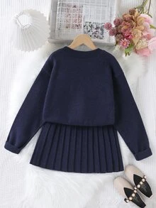 SHEIN 青少年女孩藍色特殊刺繡圓領套頭針織毛衣與百褶裙套裝，柔軟舒適，適合日常穿著、外出、旅行與度假 - 藍色 - 查看 2