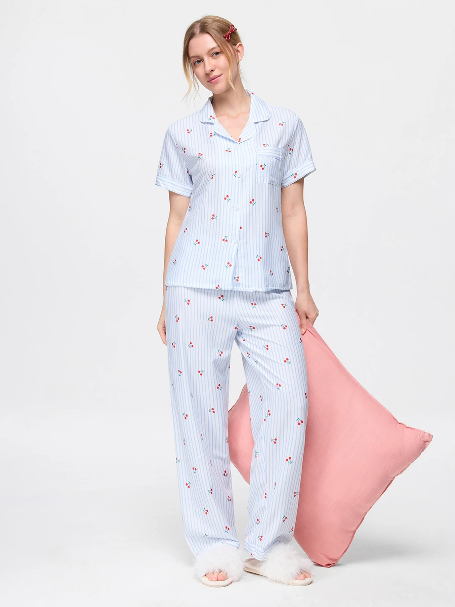 Bonmuse Conjunto de ropa de estar en casa para mujer con top de manga corta de un solo botón y pantalones con estampado de rayas y cerezas, primavera/verano - Celeste - Ver 1