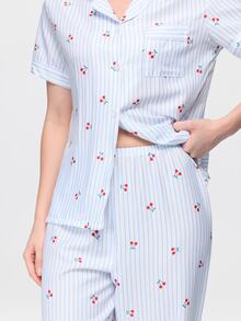 Bonmuse Conjunto de ropa de estar en casa para mujer con top de manga corta de un solo botón y pantalones con estampado de rayas y cerezas, primavera/verano - Celeste - Ver 7