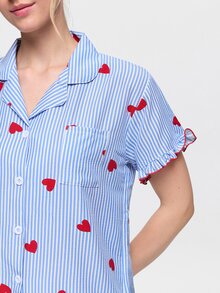 Bonmuse Bộ đồ ngủ nữ ngắn tay quần short, vải nhăn bong bóng, họa tiết sọc và trái tim, cổ bèo sen - Màu xanh lam - Xem 6