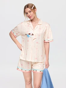 Bonmuse 2件組女款睡衣家居服套裝，開襟翻領可愛小狗與蝴蝶結印花短袖時尚休閒短褲，春夏季，易打理面料 - 香檳色 - 查看 1