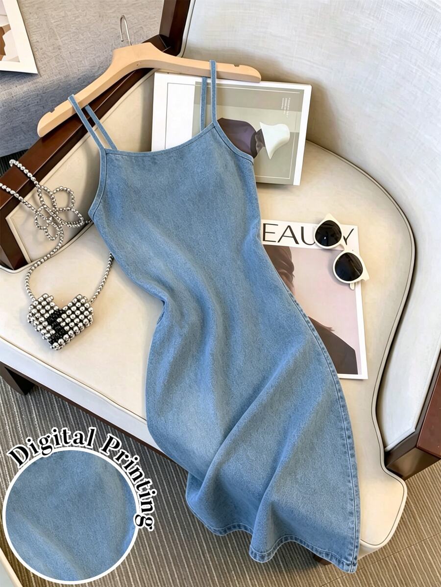 Resyla Gaun Korea Model Longgar Minimalis Warna Biru Muda Polos dengan Tali Bahu Tipis, Tali Bahu yang Dapat Diatur, Gaun Panjang Sedang yang Membentuk Pinggang dan Menonjol, Cocok untuk Pemakaian Sehari-hari dan Acara Luar Ruangan - MultiWarna - View 1