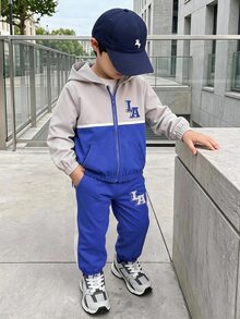 Bộ 2 món áo khoác cardigan kéo khóa tay dài thêu LA phối patchwork và quần cho bé trai, phong cách streetwear thường ngày, phù hợp mặc hàng ngày mùa xuân/thu, outfit cho bé trai mùa thu/đông, chất vải thoải mái, form thời trang, kiểu mới xuân/hè, phù hợp nhiều mùa và dịp - Màu xanh lam - Xem 8