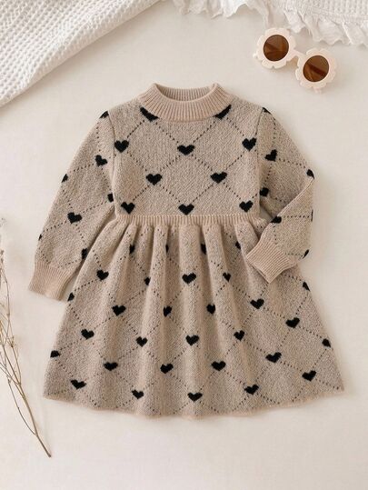 SHEIN Young Girl Knit Round Neck Heart Pattern Fitted Casual Sweater Dress