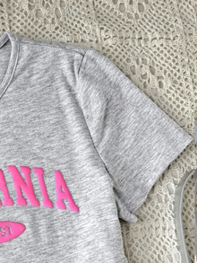 SHEIN Teen Girl 2-Piece Set: Solid Gray Knit Crew Neck Pullover + Gray Shorts, Casual, Sporty Basic Summer Outfit - Grey - View 4