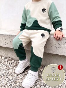 SHEIN 男童奶油綠波浪拼色拼接毛衣套裝 秋季寬鬆字母印花運動休閒長袖上衣套裝 - 彩色 - 查看 1