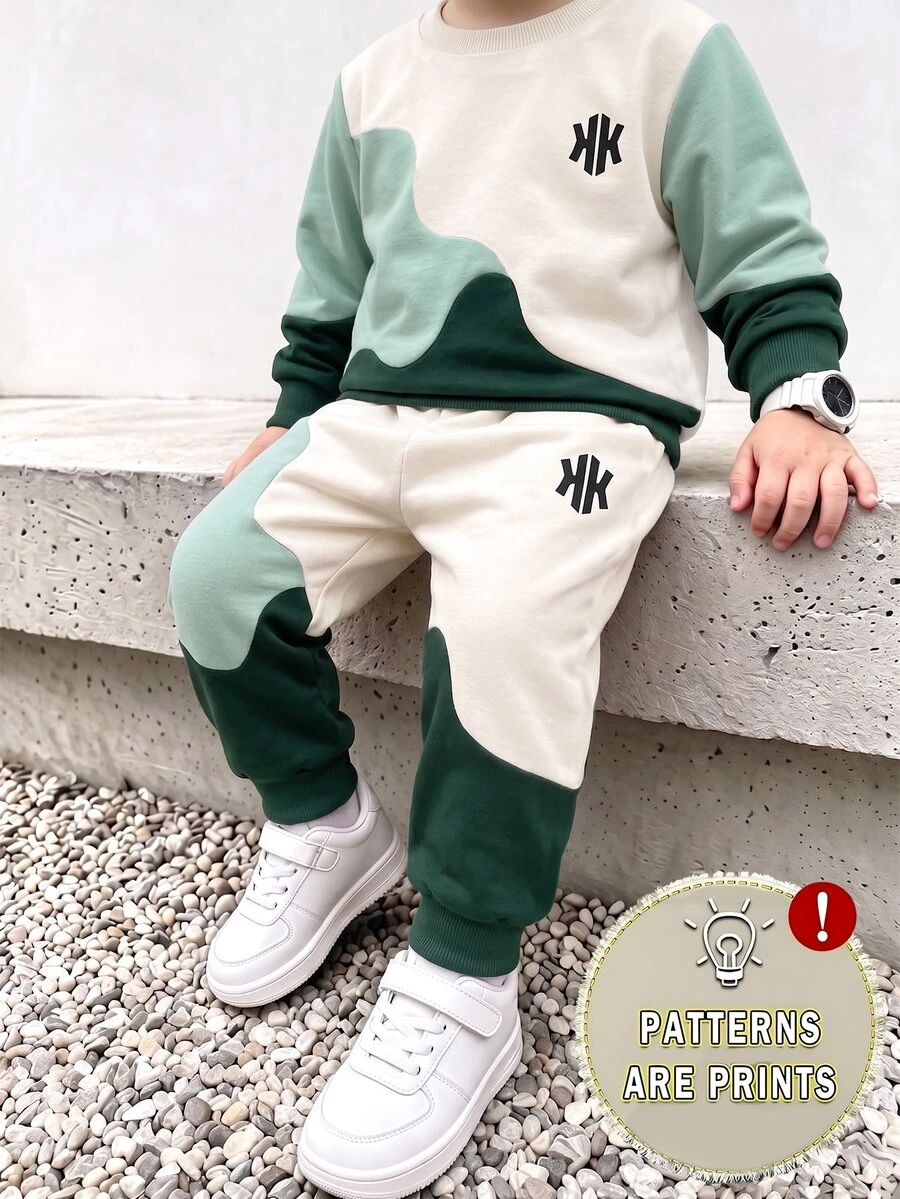 SHEIN 男童奶油綠波浪拼色拼接毛衣套裝 秋季寬鬆字母印花運動休閒長袖上衣套裝 - 彩色 - 查看 1
