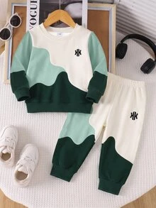 SHEIN 男童奶油綠波浪拼色拼接毛衣套裝 秋季寬鬆字母印花運動休閒長袖上衣套裝 - 彩色 - 查看 4