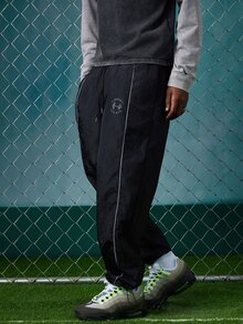 EVRINFINITE Men's Casual Daily Letter Pattern Drawstring Waist Cuffed Sports Pants Sweat Pants - Black - View 4