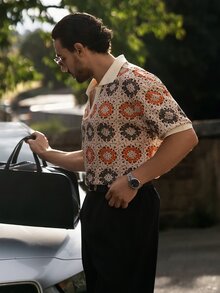 YOUESAWY YOUESAWY 男士鉤編襯衫 米色夏季波希米亞度假復古針織 Polo 上衣 多彩方格針織半拉鍊網眼紋理短袖彩虹襯衫 - 彩色 - 查看 4