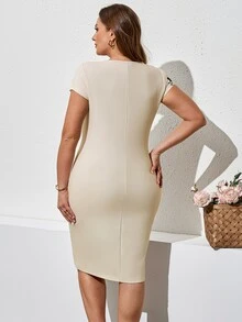 Gownix Plus Size Fashion Elegant Placement Printed Fitted Knee Length Dress - Multicolor - View 2