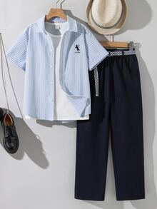 SHEIN 两件套儿童男童休闲舒适蓝白条纹Polo领短袖衬衫搭配蓝色长裤套装，绅士风，运动服，Y2K风格套装，基础款上衣和裤子，适合春夏、外出、情人节、幼儿男童服装、约会、旅行、度假、家庭聚会、返校、婚礼、正式场合、运动、生日派对等场合。 - 藍白色 - 查看 5