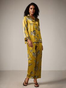 DreamPoppy 2pcs Zebra Pattern Versatile Minimalist Commuting Lapel Long Sleeve Top And Pants Women Pajama Set, Mother's Day - Ginger - View 3