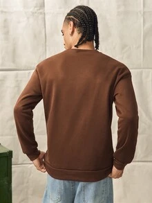 Norleigh 男士極簡字母印花修身圓領高街復古休閒薄款保暖內裡衛衣 - 咖啡棕 - 查看 2