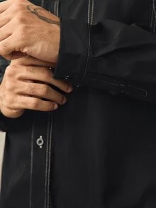 Norleigh 男士純色單排扣胸前口袋長袖襯衫與鬆緊腰休閒寬鬆長褲套裝 - 黑色 - 查看 6