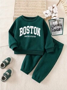 SHEIN Souflis 中性幼童 0-3T 深綠色 Boston 字母印花抓絨內裡運動衫與慢跑褲 2 件套，秋冬保暖休閒運動風嬰兒套裝 - 墨綠色 - 查看 8