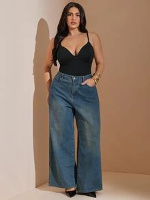 SHEIN BAE CURVE كاميسول نسائي مقاس كبير بحمالات رفيعة باللون الأسود - الأسود - مشاهدة 2