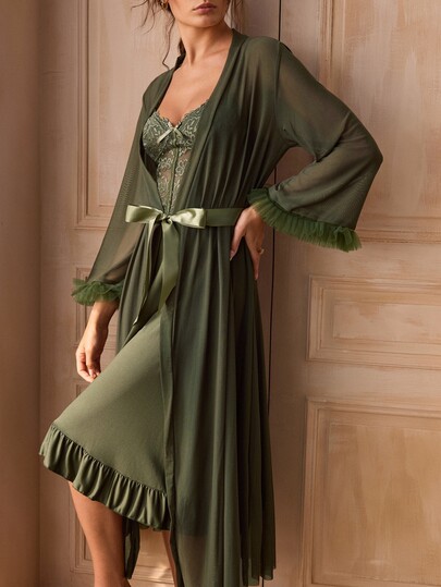 Charlaine 2pcs/Set Fishbone Design Waist Lace Camisole Nightgown + Floral Trim Wide Sleeve Mesh Robe