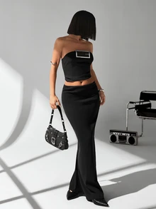 CasuGlow Women Solid Color Slit Detailed Tube Skirt - Black - View 3