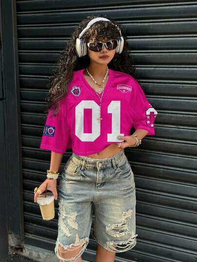 SHEIN EZwear 女士休闲 V 领宽松短款 5 袖网眼紫红色 T 恤，适合夏季运动，数字 01 印花