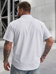 DRIVNCORE 大尺碼男士白色細條紋正裝襯衫，夏季休閒度假基本款短袖鈕扣襯衫，抗皺修身商務通勤度假穿搭 - 白色 - 查看 2
