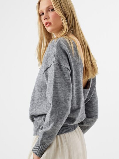 KÆRIA Hus Deep V-Back Relaxed-Fit Sweater - Heritage Knit - Grey Marle - Oversized Long Sleeve Knit Pullover