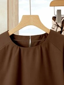 EMERY ROSE 2pcs Women's Vacation Casual Solid Color Top+Printed Skirt Set, Summer Top Printed - Brown - View 3