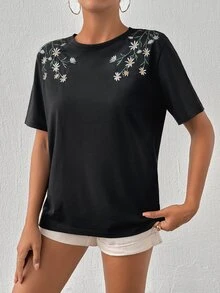 Cottnline T-Shirt With Flower Embroidery At Shoulder, Round Collar - Black - View 5