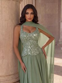 Coutiva Women's Sequin Patchwork Chiffon Halter Neck Long Formal Evening Gown (Heavy Workmanship Style) - Green - View 3
