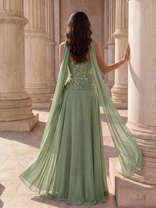 Coutiva Women's Sequin Patchwork Chiffon Halter Neck Long Formal Evening Gown (Heavy Workmanship Style) - Green - View 2