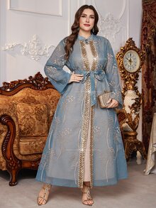 Layrah Embroidered Patchwork Waist Belt Beaded Abaya Robe For Plus Size Women - Green - View 2