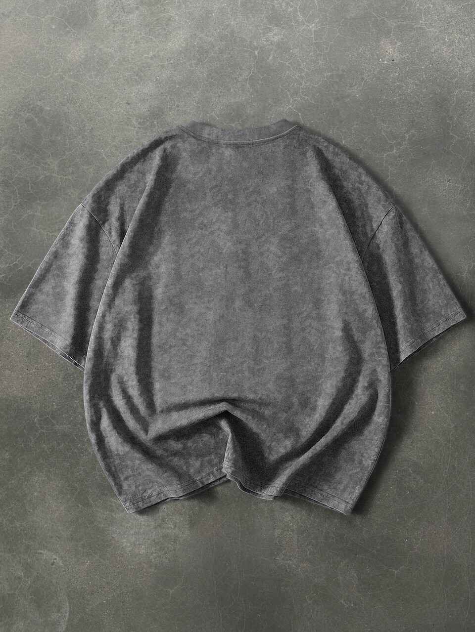 Camiseta Oversized Los Angeles com Lavagem Ácida, Gola Redonda, Estampa Gráfica com Motivo de Corrida no Peito, Manga Curta