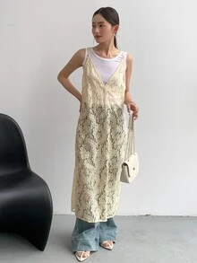 FRIFUL 夏季优雅蕾丝深V领宽松吊带连衣裙，休闲女装 - 杏色 - 查看 5