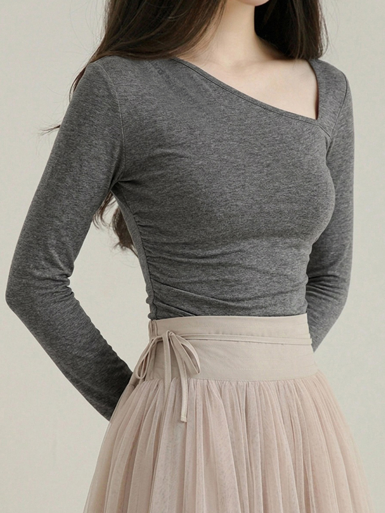 DAZY Camiseta de manga larga ajustada con cuello asimétrico y fruncido - Gris - Añade 1