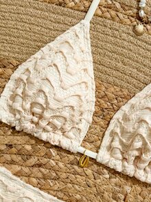 SHEIN Swim 2026春夏女款溫柔淺米色波浪紋理三件式泳衣套裝，掛脖三角比基尼上衣、側綁高衩泳褲、外褲，性感 - 米色 - 查看 7